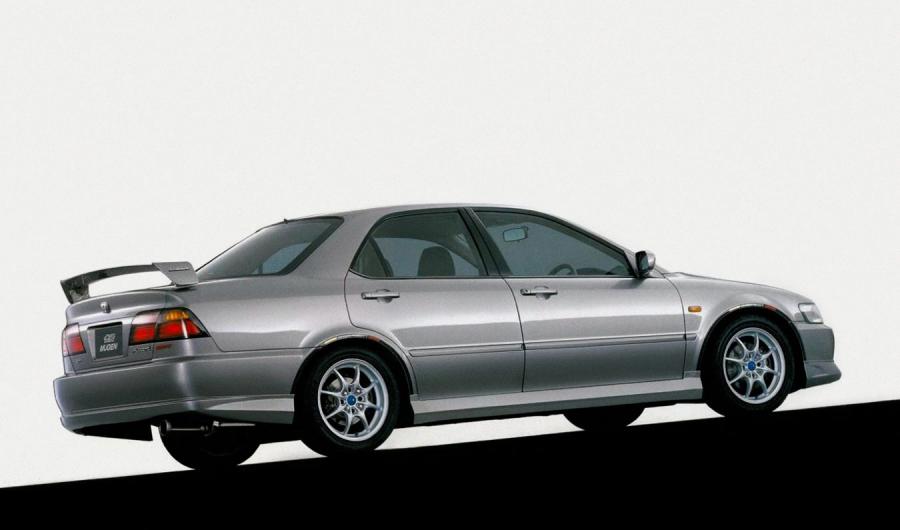  Honda Accord by Mugen 2000 года  (фото 2 из 2)